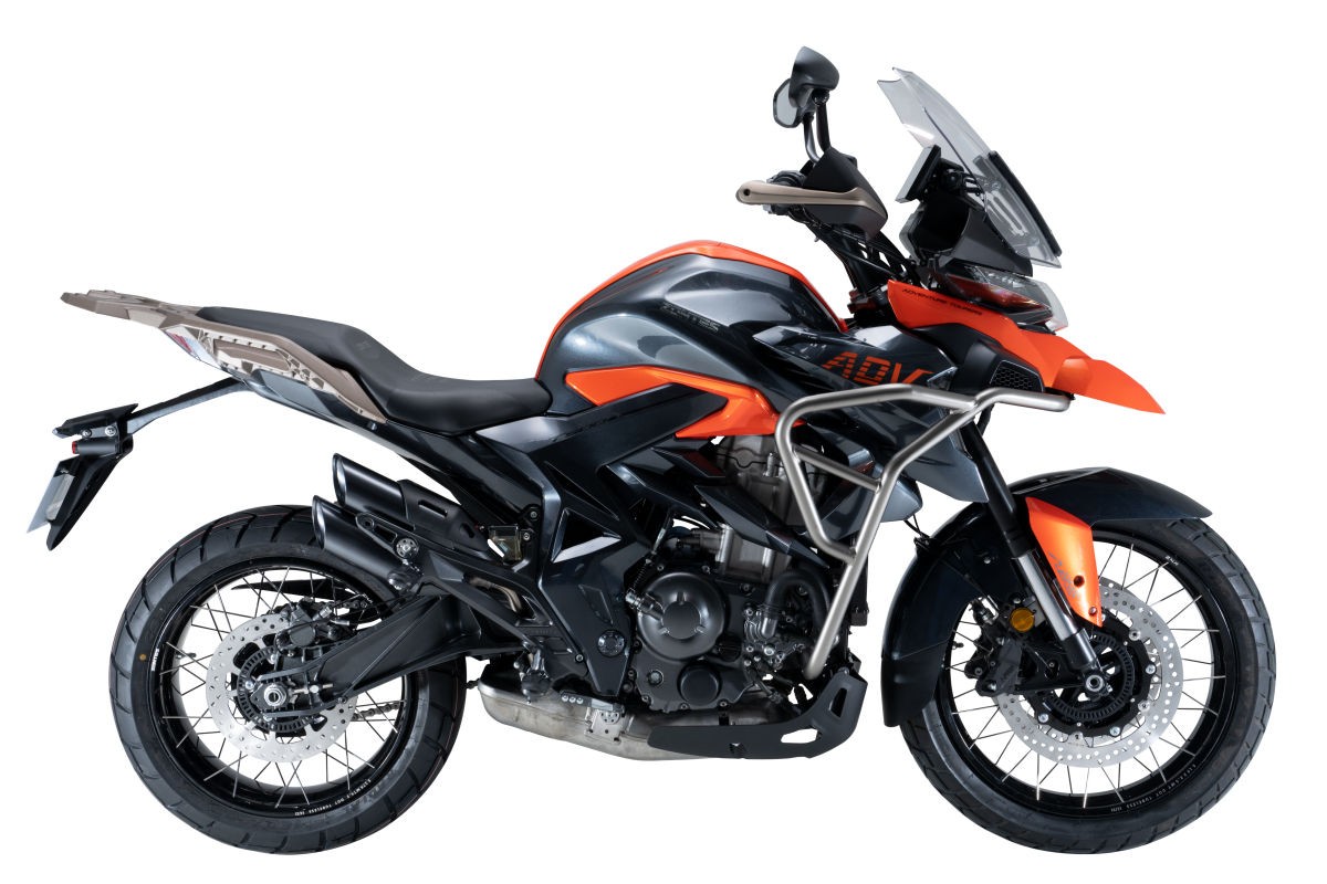 Zontes: tutte le novità di Eicma 2023 a uno e... tre cilindri! +VIDEO+